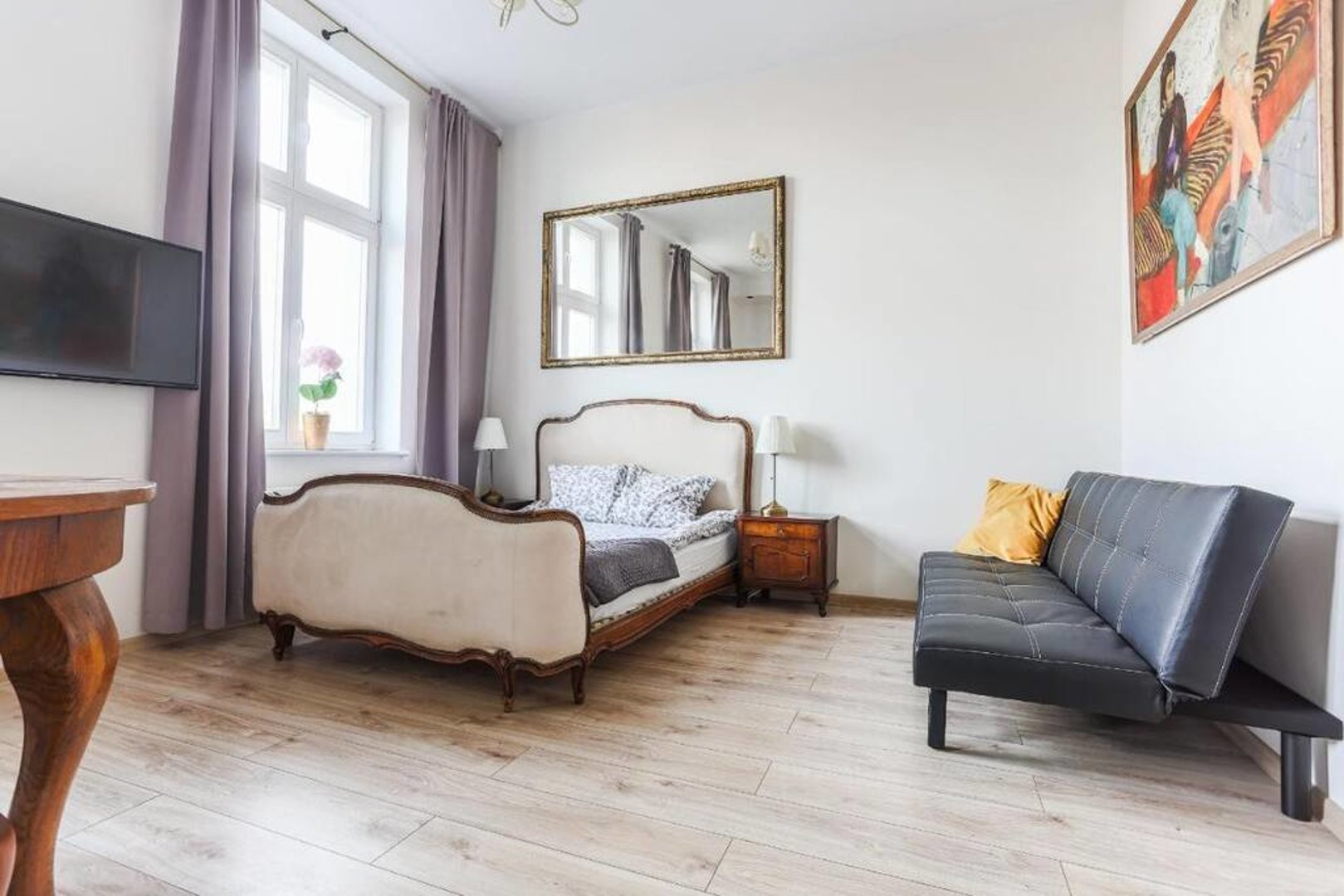 SunHouse Apartment
